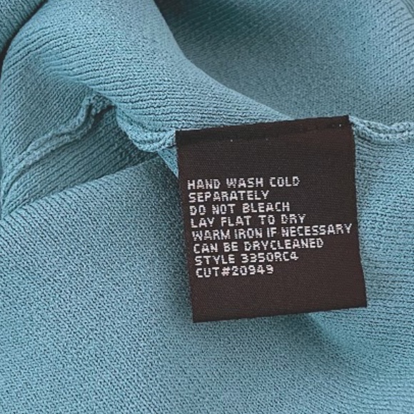 Ruby Cho Teal 3/4 Sleeve Criss Cross Cutout Neckline Sz L 🎈Host Pick🎈 - Picture 7 of 7